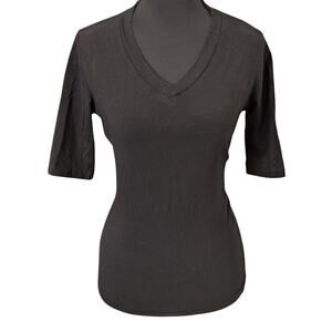 Bella Bird Black V-Neck Half Sleeve Undershirt | Women's M